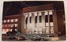 CHROME POSTCARD UNIVERSITY OF IOWA LIBRARY BUILDING IOWA CITY OLD CARS BOOK P455