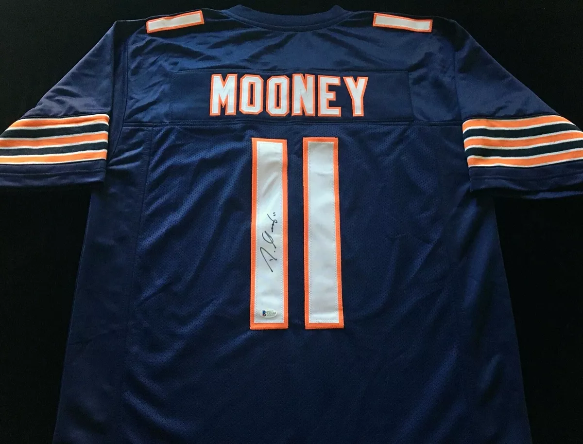 Mooney Darnell away jersey