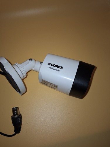 Lorex Original HD 1080p LBV2521-C Indoor and Outdoor Camera Night Vision White