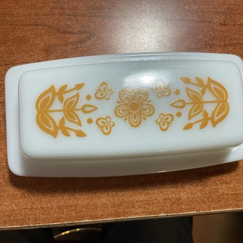 Vintage Pyrex Butter Dish “Butterfly Gold” Pattern 35 Milk Glass