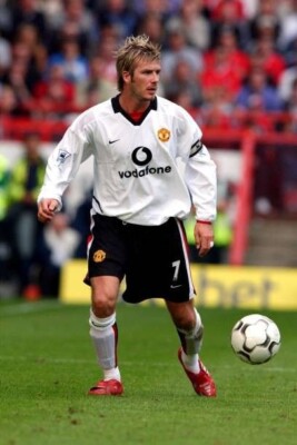 MENS BECKHAM #7 MANCHESTER UNITED 2002/2003 SOCCER FOOTBALL
