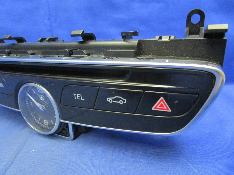 2016 Mercedes Benz C450 AMG CD Radio Clock Media Control Switch PN 222-827-03-00 Foto 3 de 4