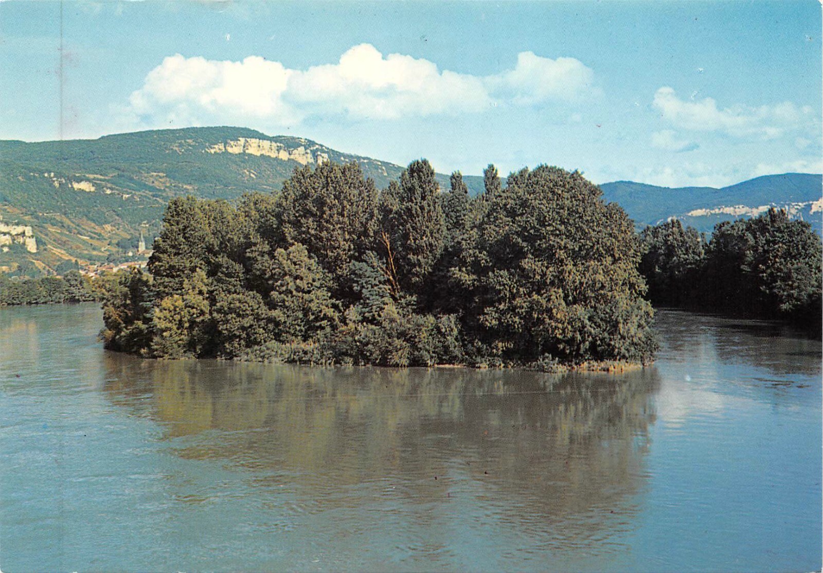 Foto 1 di 2