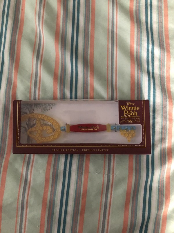Winnie the Pooh and the Honey Tree 55th Anniversary SE Collectible Boxed Key