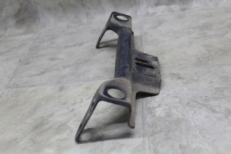 04-05 Montaje de soporte de carburador Polaris Atp 330 03-06 Magnum 330 5245671-067 Foto 2 de 4