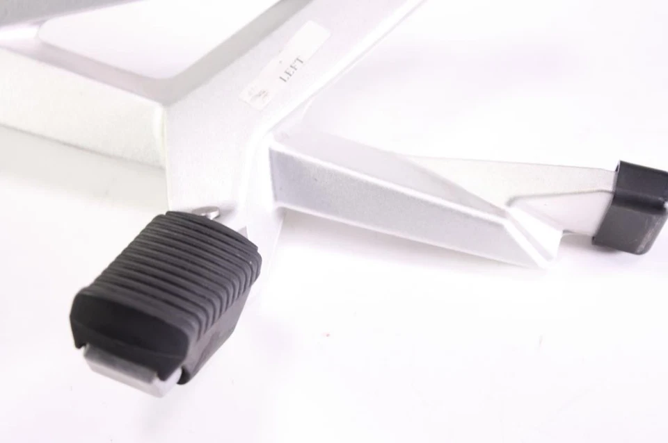 Soporte de montaje de clavija trasera izquierda BMW K1300GT 09 7687515 Foto 4 de 4