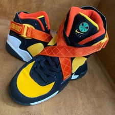 Nike Air Raid Raygun Shoes Mens 9 Black University Gold White Sneaker DD9222-001