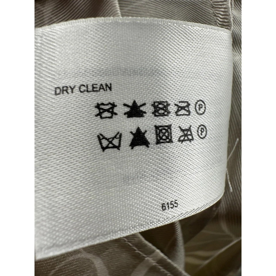 Blusa Brooks Brothers Feminina 6 Bege Seda Decote Simulado Manga Longa Estampa Geométrica - Imagem 4 de 4