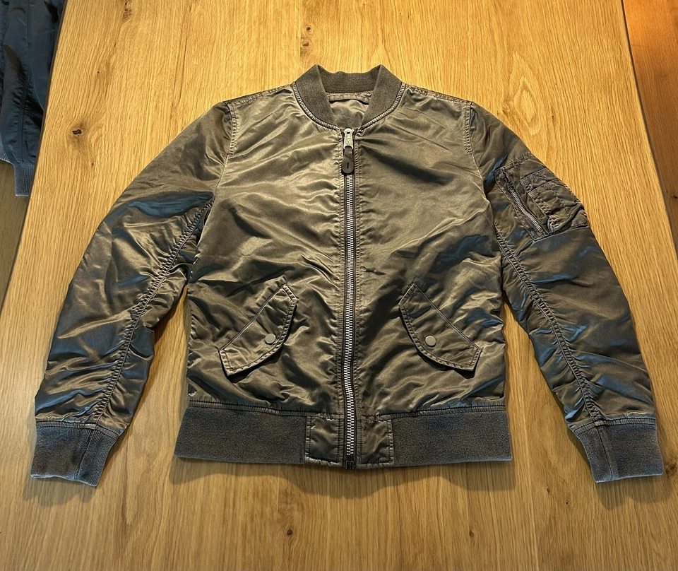 Alpha Industries MA-1, photo 1 sur 5