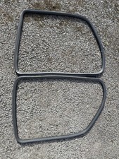 Peugeot 106 s2 Rear Window Rubber Seals Pair Gti Quiksilver 