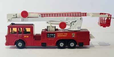 Matchbox Super Kings K-39 Simon Snorkel Fire Engine Basket Truck Made in England