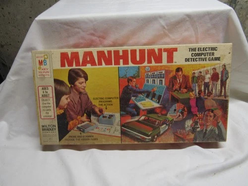 Vintage MANHUNT game Milton Bradley 1972 Complete WORKS