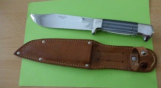 Großes russisches Jagdmesser