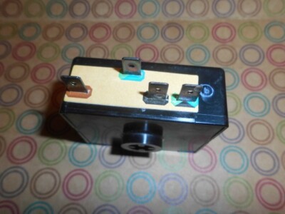 BOSCH NOS ORIGINAL  FLASHER UNIT  0 336 401 004
