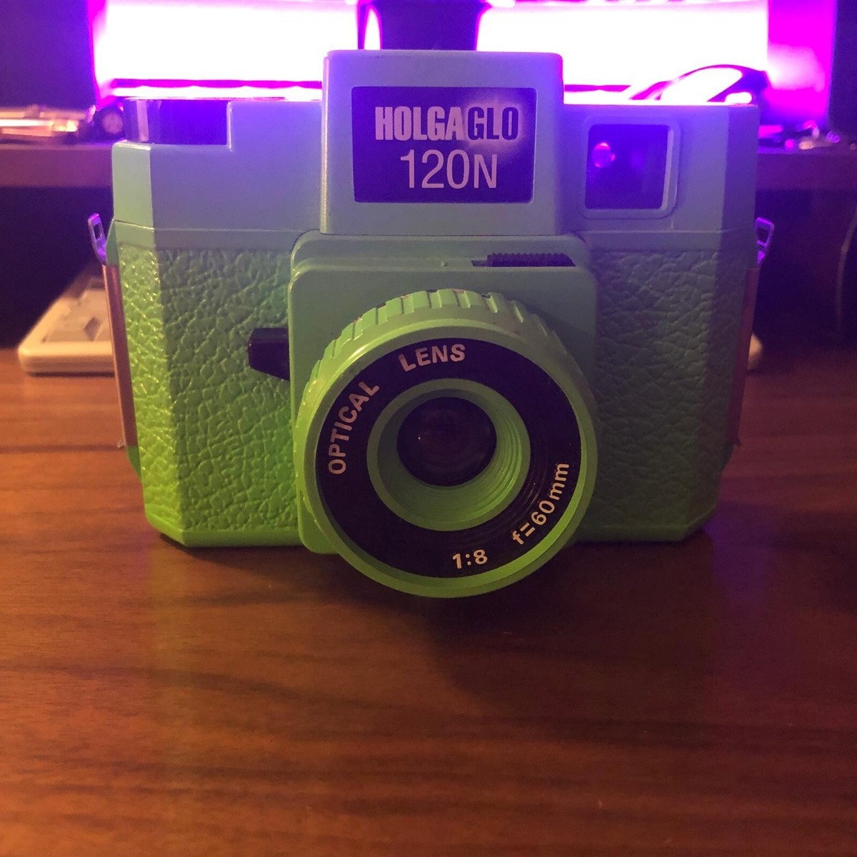 RARE Lomography Holga Glo NEON GREEN (lomo, HolgaGlo) 120mm