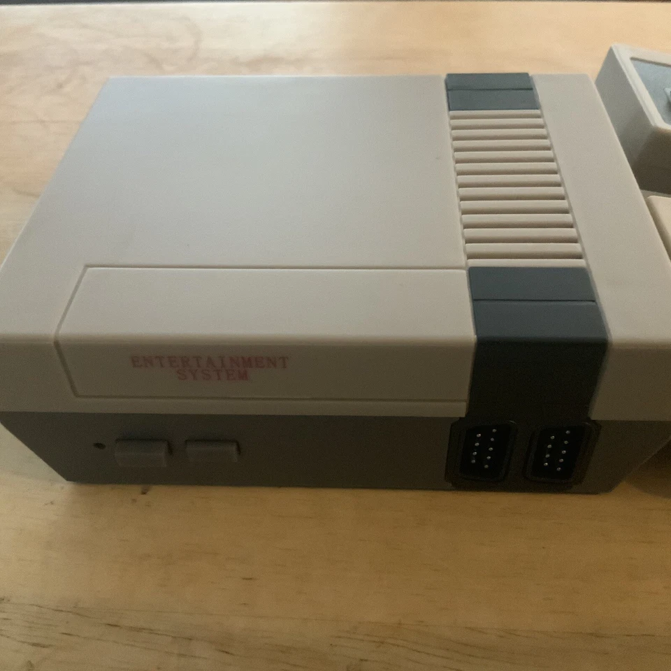 Nintendo NES Classic clone Edition Mini Console Only & 2 controllers Tested - Image 3 of 4