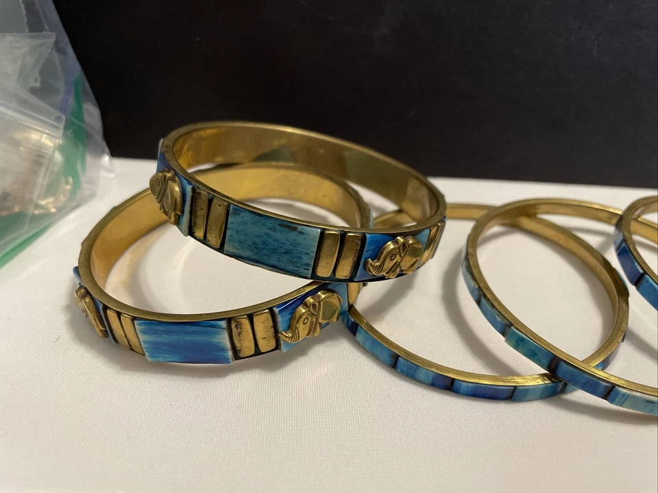 5 Vintage Brass with Turquoise Blue or Lapis Blue and Brass Elephants Bracelets - Image 4 of 4