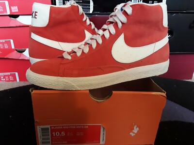 Vintage 2015 Nike Blazer Mid Suede Premium VNTG QS Team  display picture 1
