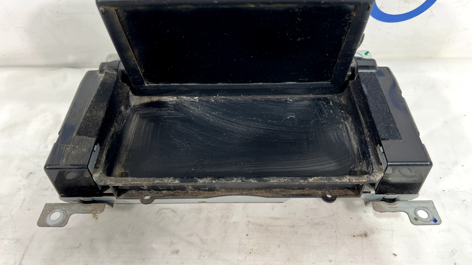 ASTON MARTIN V8 VANTAGE MULTIMEDIA NAVIGATION DISPLAY SCREEN OEM 07-11 FOR PARTS