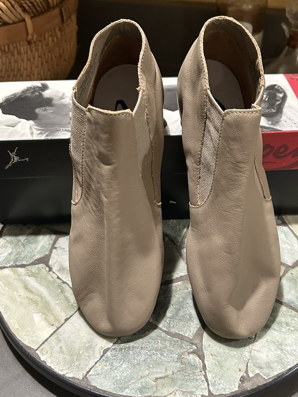 Capezio Split Sole Gore Jazz Boot CG05 Tan 5.5M