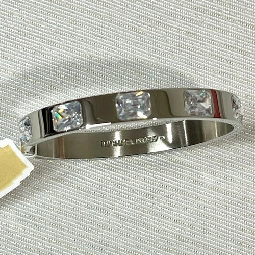Nwt - MICHAEL Michael Kors Silver Tone Hinged Bangle Bracelet With Clear Stones - Picture 2 of 10