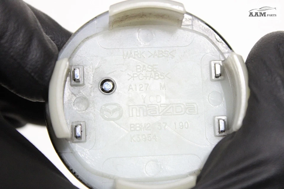 Tapacubos central de llanta MAZDA 2014-2021 6 ruedas con logotipo BBM2-37-190 OEM Foto 4 de 4