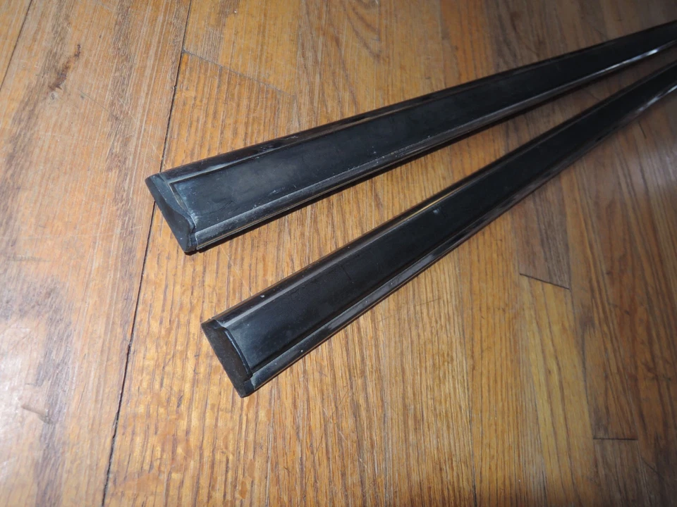 Par de cuartos de panel trasero CUERPO MOLDURAS LATERALES ALFA ROMEO ALFETTA GT - SPRINT GT Foto 2 de 4