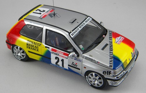 .kit Renault Clio 16S Gr.A #21 Tour De Corse 1992 Arena Models kit 1/24