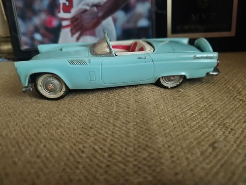 AMT 1956 Ford Thunderbird Convertible Dealer Promo Model Car - Picture 18 of 24