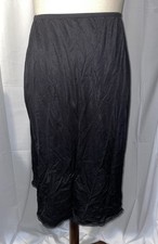Vanity Fair Black Long Half Slip Nylon Size Medium 28  Length 11711 USA Made