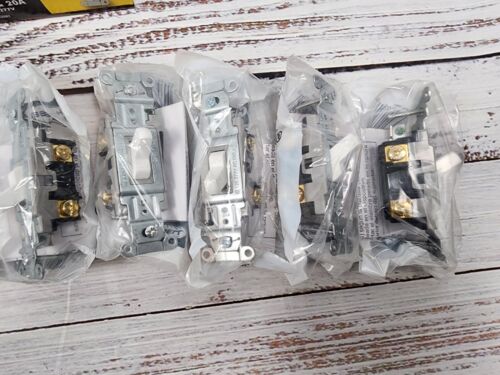 8 Pack Box Of Hubbell Single-Pole White Toggle Light Switches CSB120WZ NEW! - Picture 2 of 6