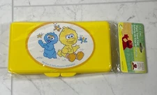 2005 Sesame Street Big Bird Yellow Plastic Wipes Travel Case NOS