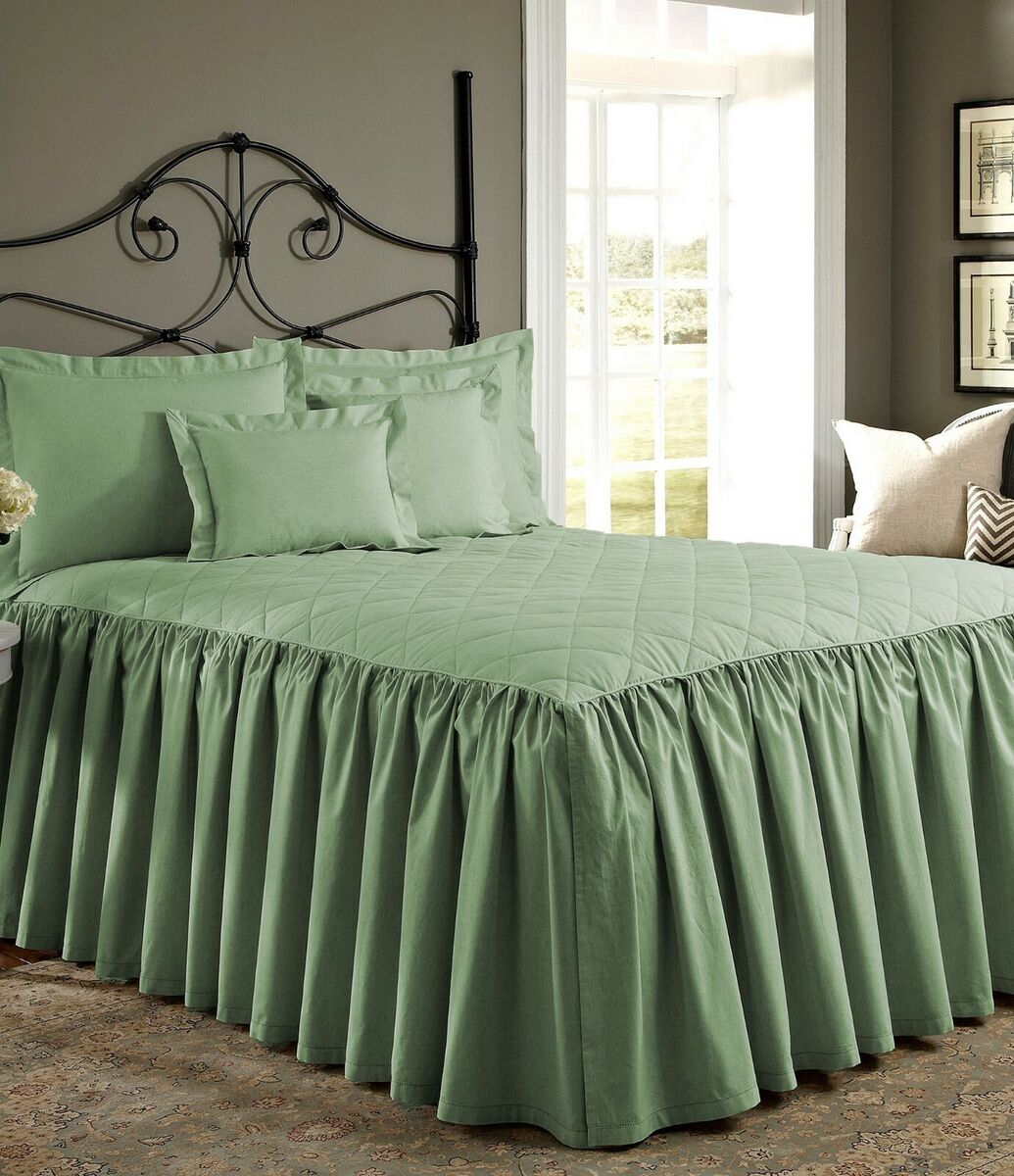 30 Drop Dust Ruffle Quilted Bed Spread with Pillow sham 800 TC