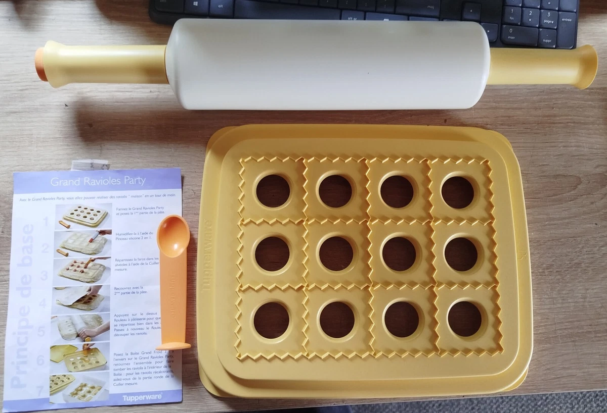 GRAND RAVIOLES PARTY + Croissants Party de TUPPERWARE / TBE !!!! EUR 22,99 - FR