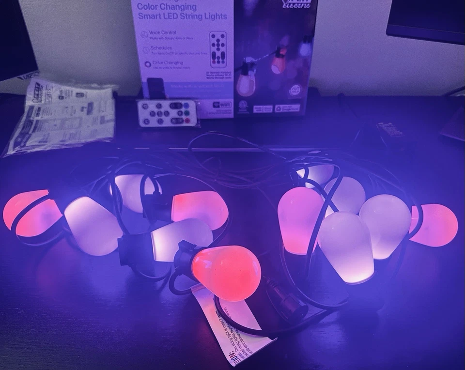 Luz LED RGB inteligente cambiante de color Feit eléctrica con cable exterior 24’ pies 12 luces Foto 3 de 4