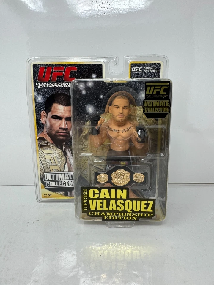 Figura de acción con cinturón Round 5 UFC 121 Caín Velásquez Championship Edition Foto 2 de 4