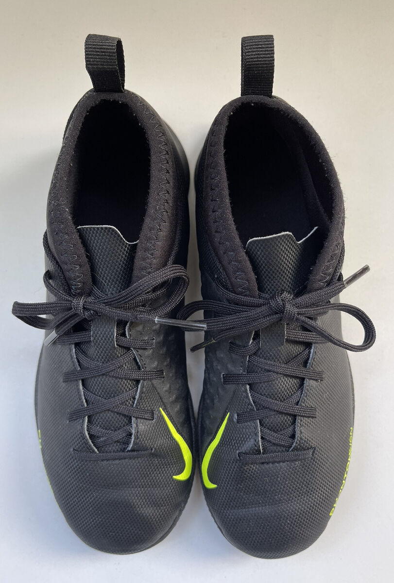 Nike Phantom Vision Indoor Soccer Shoes Size 5y Youth Big Nike Phantom Vision Indoor Soccer Shoes Size 5y Youth Big