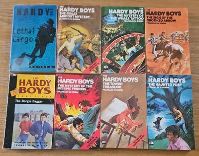 8 The Hardy Boys Paperback Books Franklin W. Dixon Job Lot A5