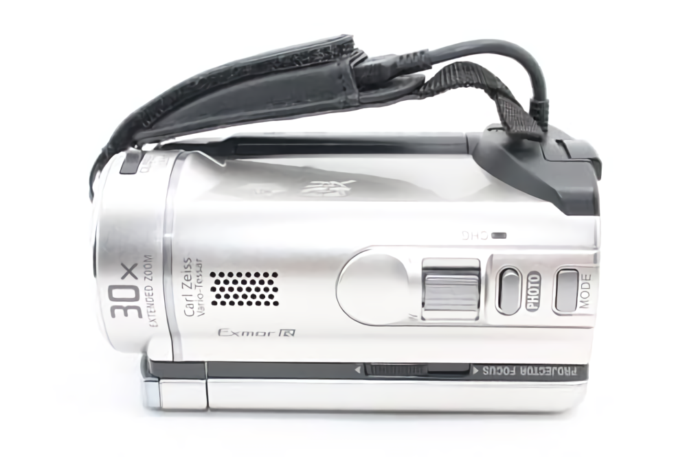 SONY HDR-PJ210 Handycam Compact Digital Video Camera Silver Used