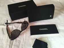 Chanel okulary przeciwsłoneczne z etui, nr modelu. 5458 w idealnym stanie