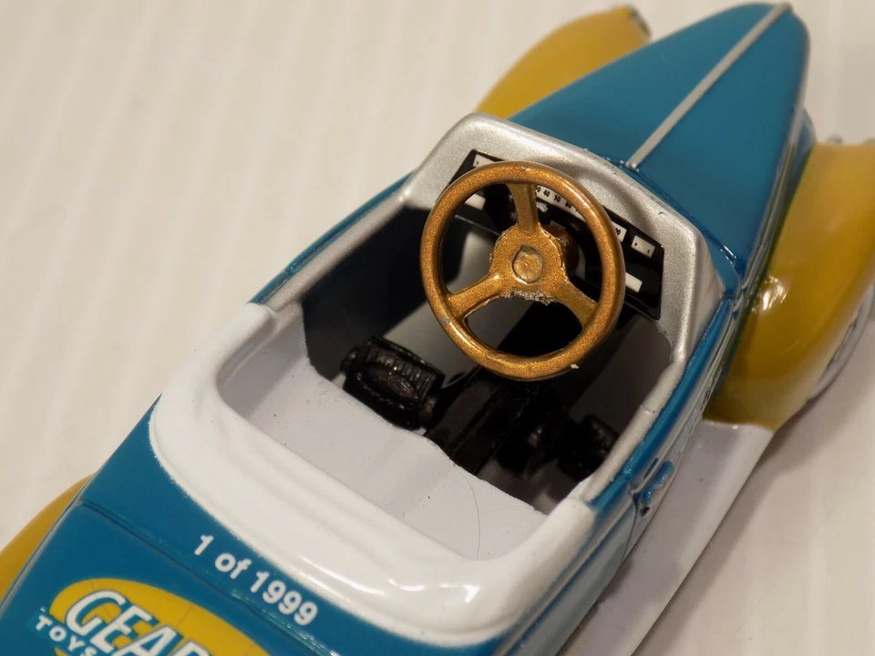 GEARBOX 1940 FORD DELUXE COUPE PEDAL CAR 1999 TOY FAIR 1 OF 1999 NOS - Image 4 of 4