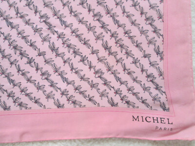 Foulard En Soie 100% Vintage - Dimensions 74 X 78 Cm - Couleur Marron Et Noir - Occasion - Très Bon état Général