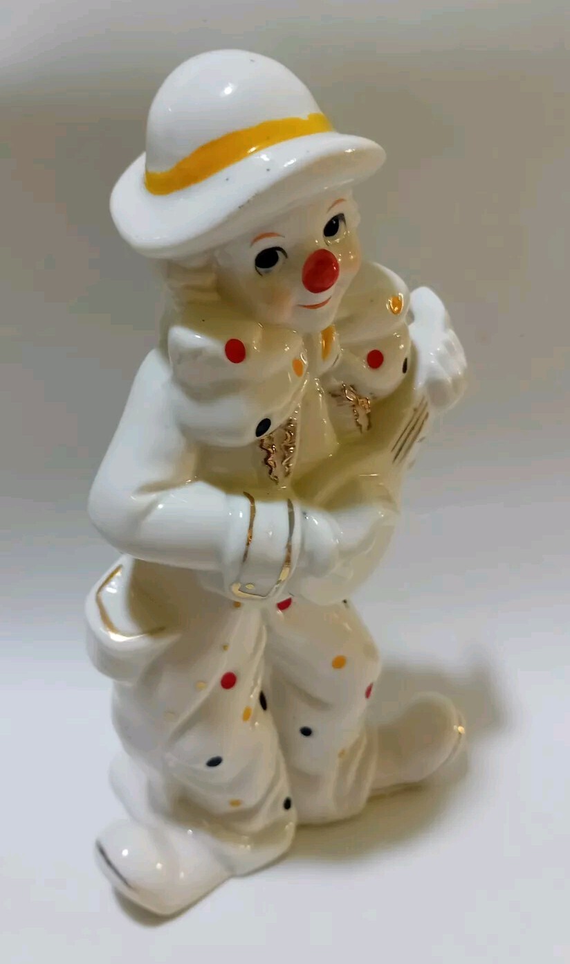 Foto 10 di 13