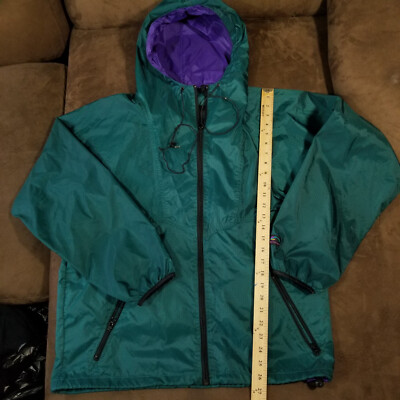 Helly Hansen Full Zip Windbreaker Green  Ripstop Hooded Mens Medium Excellent