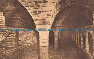 R117833 Abbaye de Villers. Crypte Romane du XIIe Reservee aux Moines de Marque