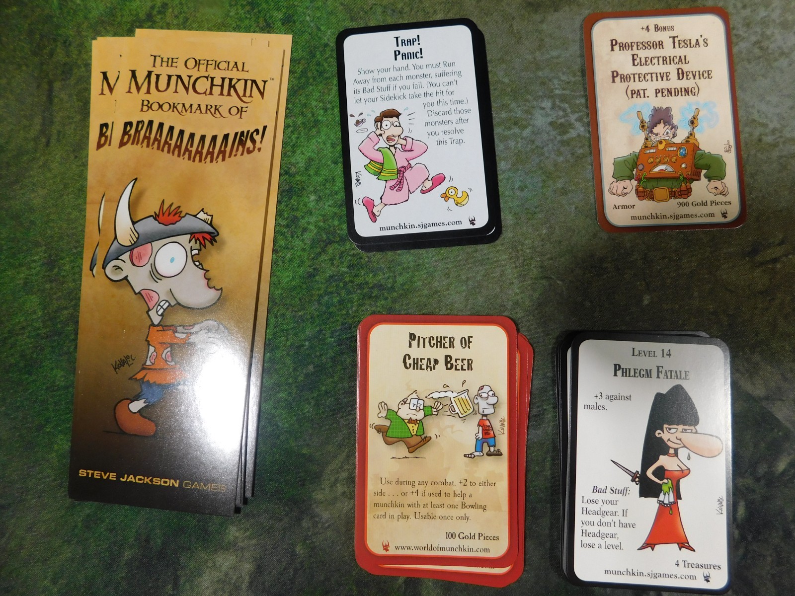 Munchkin lot of Promo Cards (85) and  Bookmarks (16)