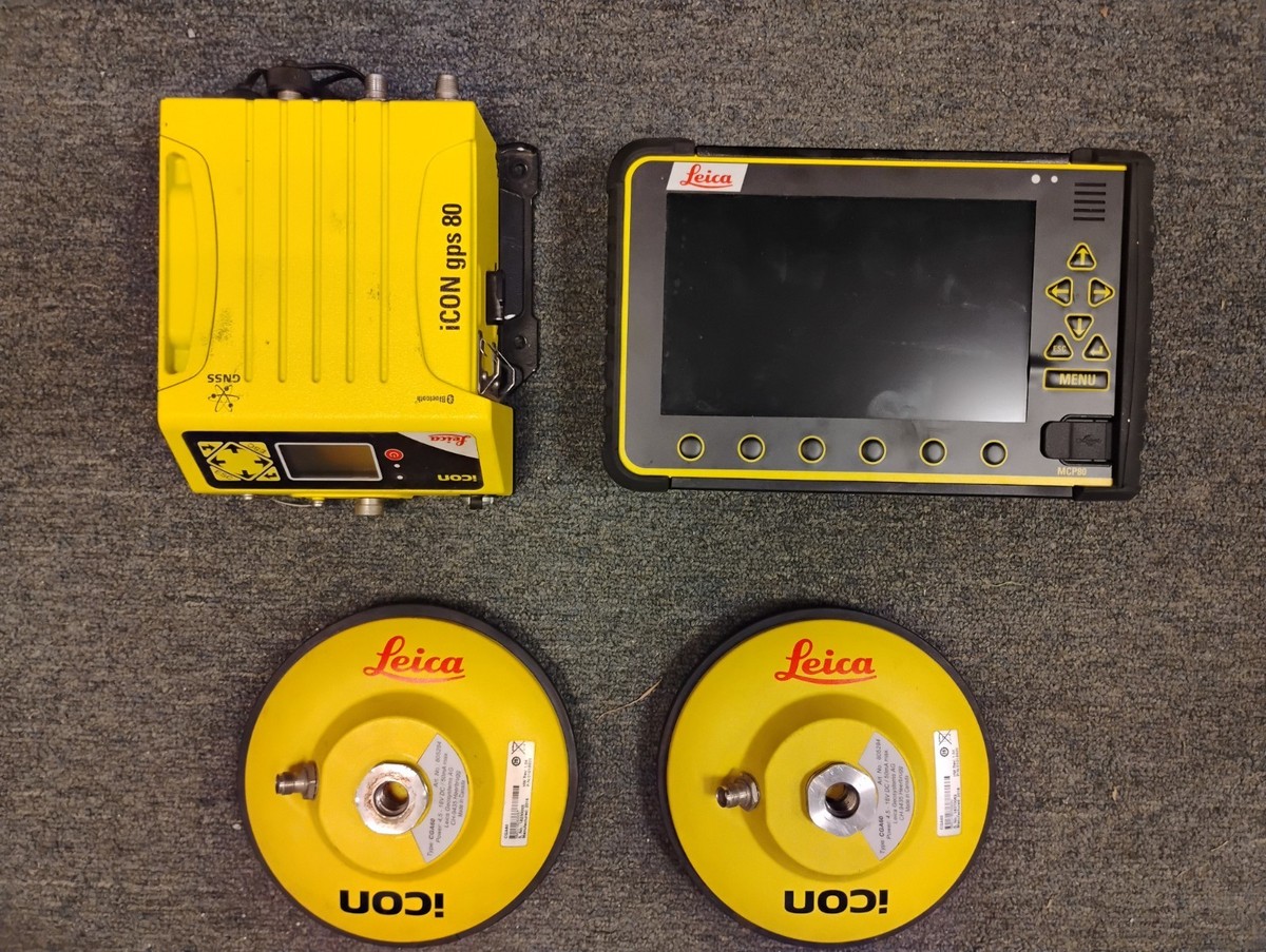 Leica GPS Machine Control w/ MCP80 MC1 & ICG82 900 MHz Control Box