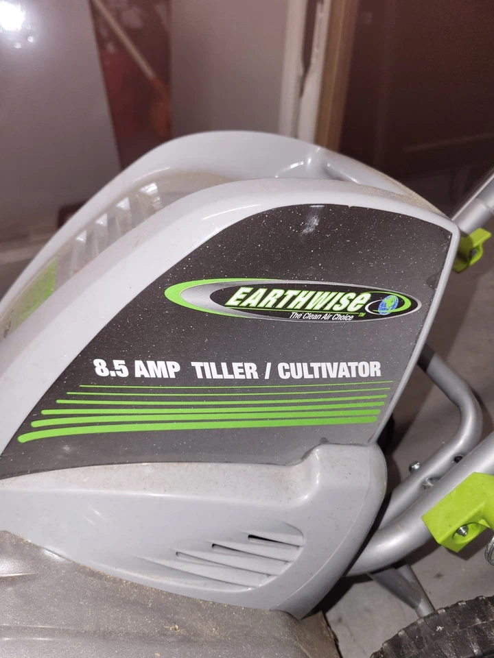 11-дюймовый мотоблок/культиватор Earthwise TC78510 хорошо подходит для небольших садов - Изображение 2 из 3