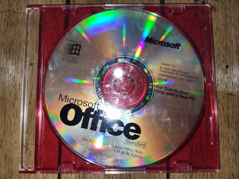 MICROSOFT OFFICE STANDARD V7.0 DESIGNED FOR WINDOWS 95 - PC CDROM