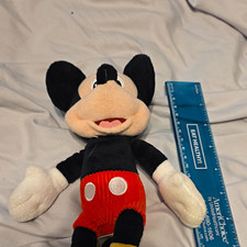 Disney Mickey Mouse  Friends Plush Stuffed Animal Small 6-14 in Ages 3-7 2009